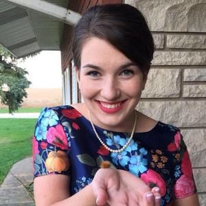 Meet your Posher, Lena